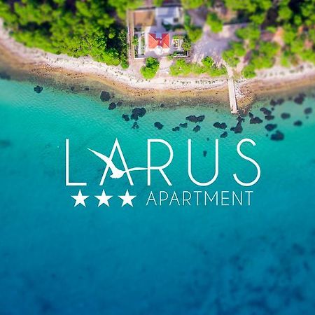 Apartment Larus วีร์ ภายนอก รูปภาพ