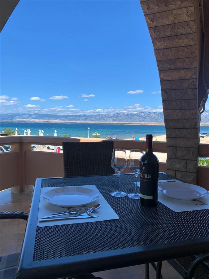 Apartment Larus วีร์ ภายนอก รูปภาพ